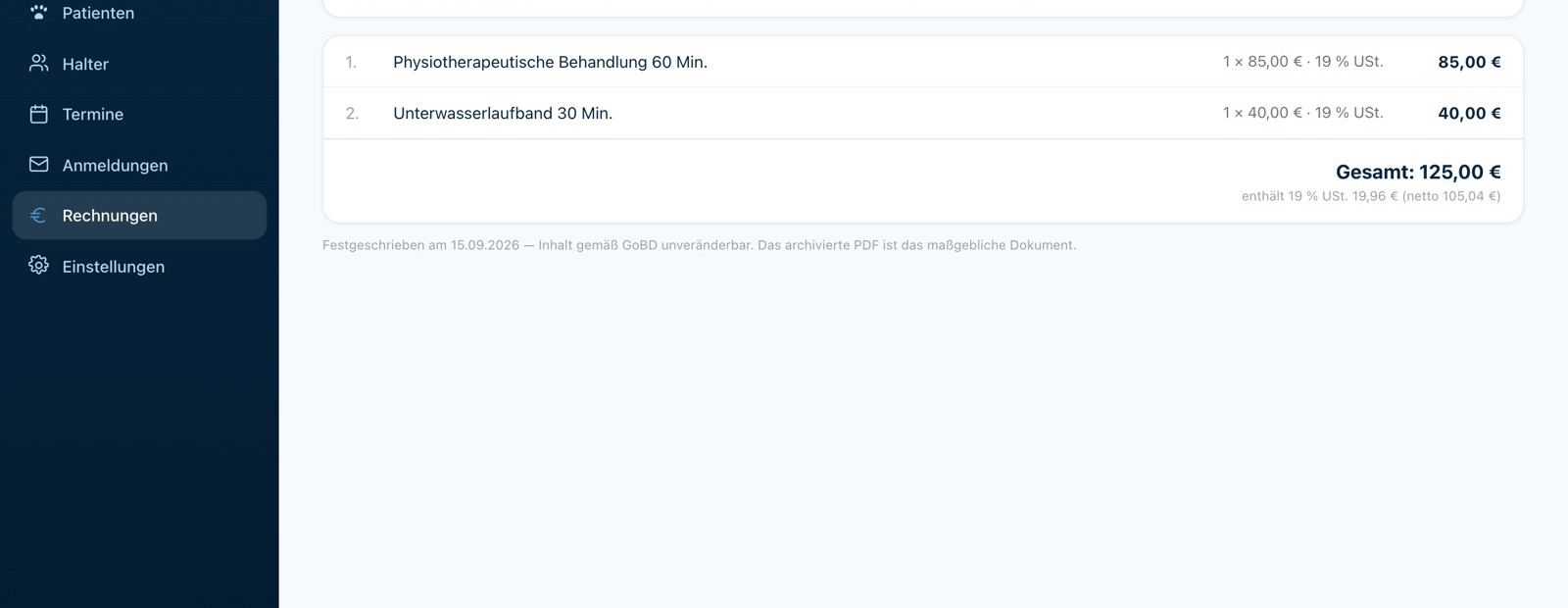 PraxiPet Rechnung: festgeschriebene Rechnung mit Positionen, Umsatzsteuer und PDF-Knopf